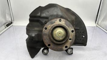 Fusee avant gauche