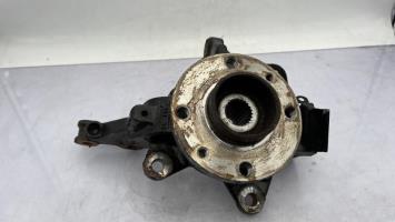 Fusee avant gauche