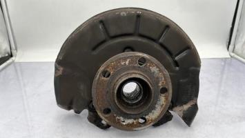 Fusee avant gauche