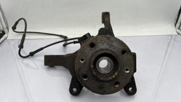 Fusee avant gauche
