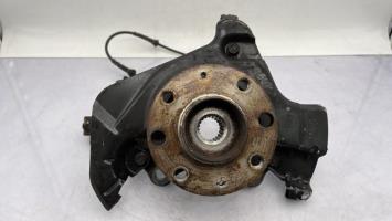 Fusee avant gauche