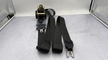 Ceinture avant gauche
