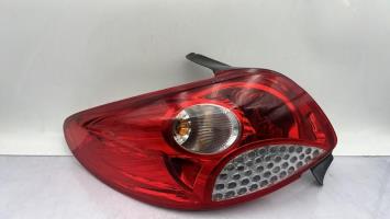 Fanale posteriore principale sinistro (luci)