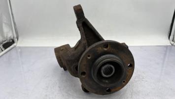 Fusee avant gauche