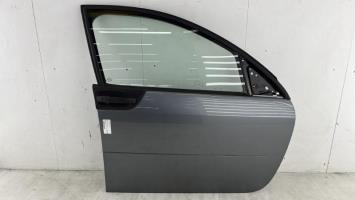 Puerta delantera derecha