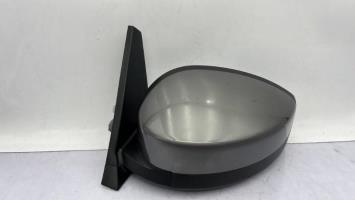 Retrovisor izquierdo