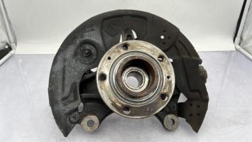 Fusee avant gauche