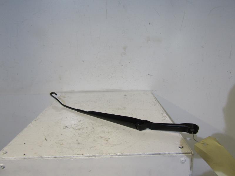 Bras essuie glace avant gauche