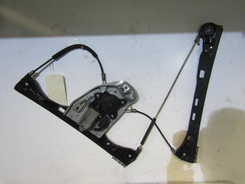 Leve vitre electrique avant gauche