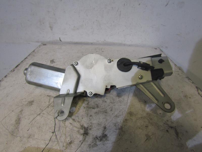 Moteur essuie glace arriere