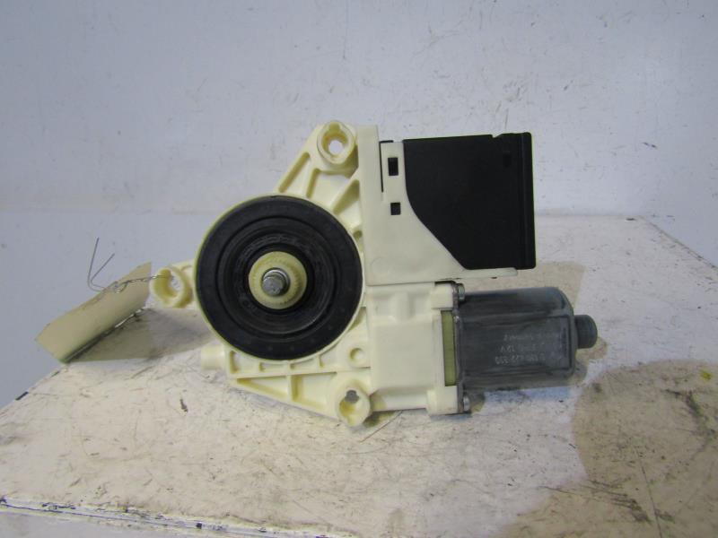 Moteur leve vitre arriere gauche