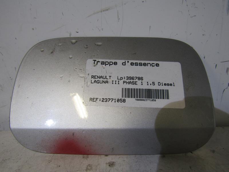 Trappe d'essence