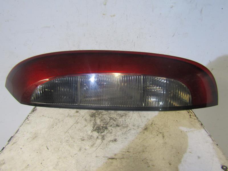 Fanale posteriore principale destro (luci)