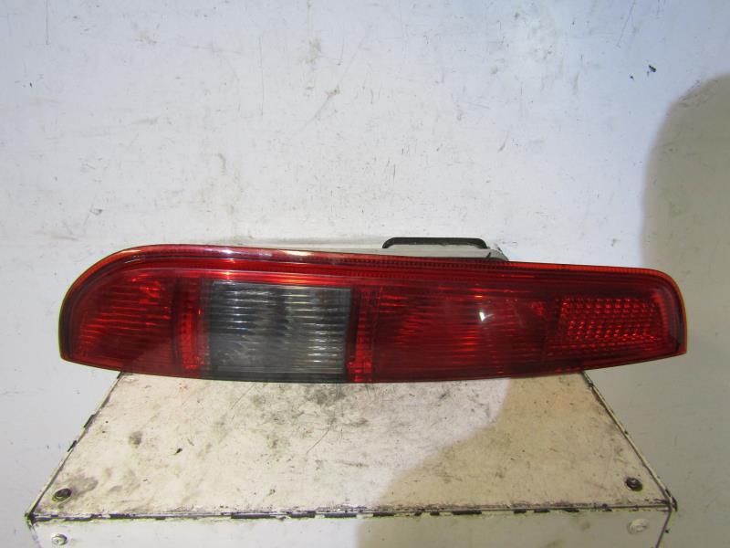 Fanale posteriore principale sinistro (luci)