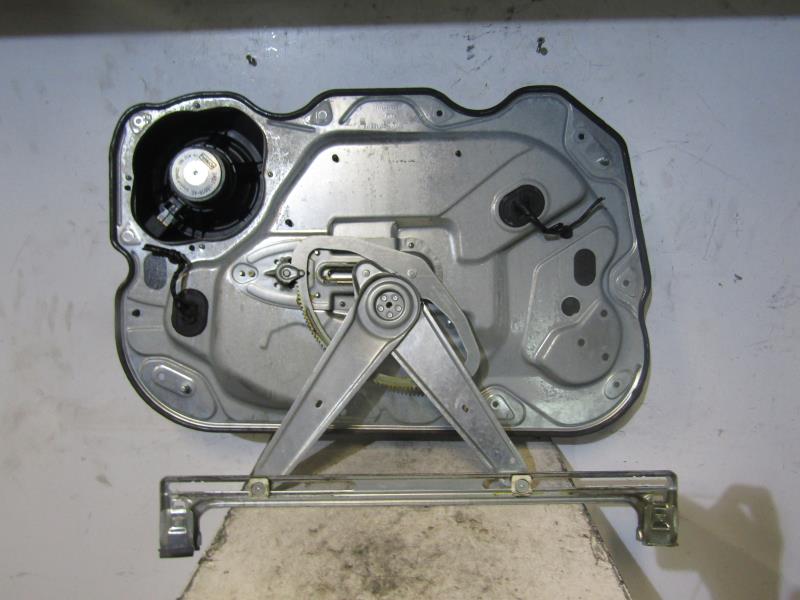 Leve vitre electrique avant droit