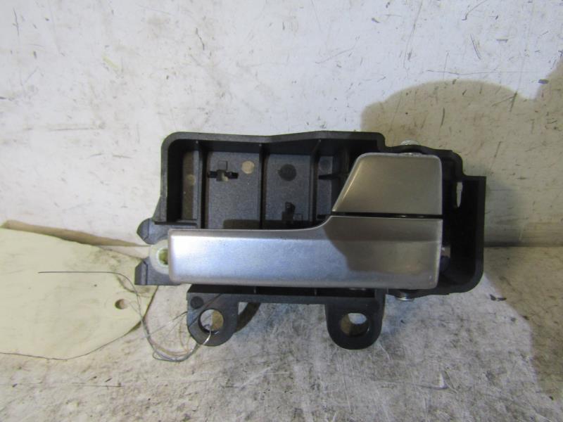 Poignee interieur arriere droit
