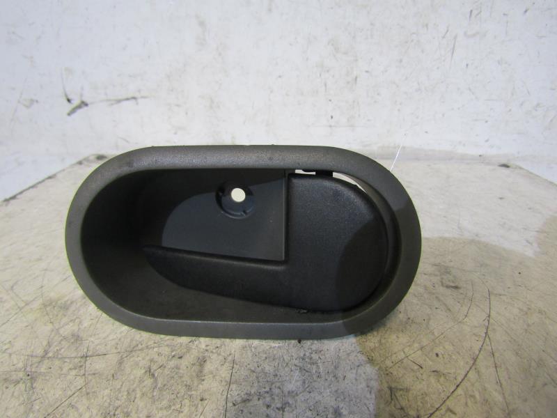 Poignee interieur avant droit