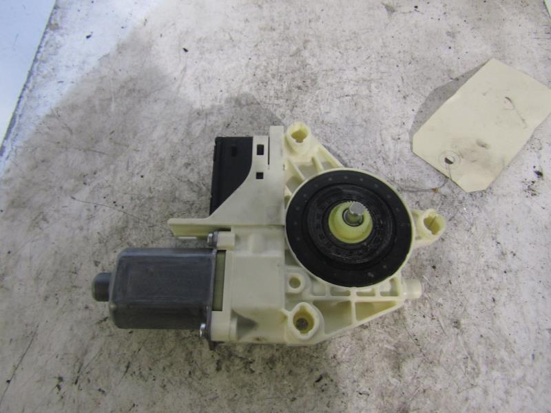 Leve vitre electrique arriere droit