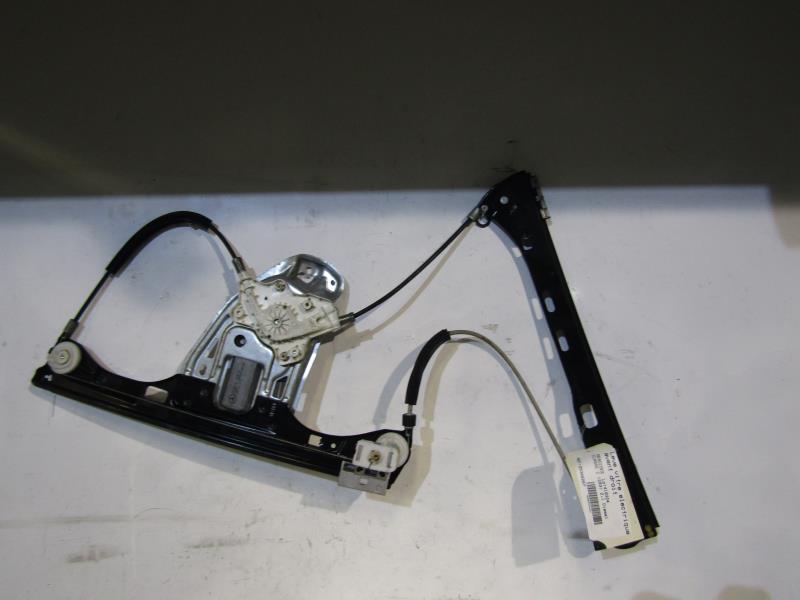Leve vitre electrique avant droit