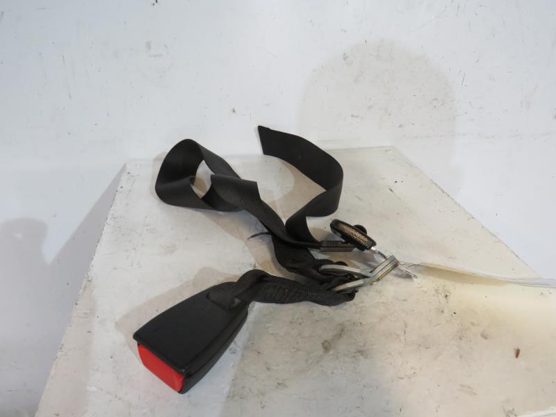 Attache ceinture arriere gauche