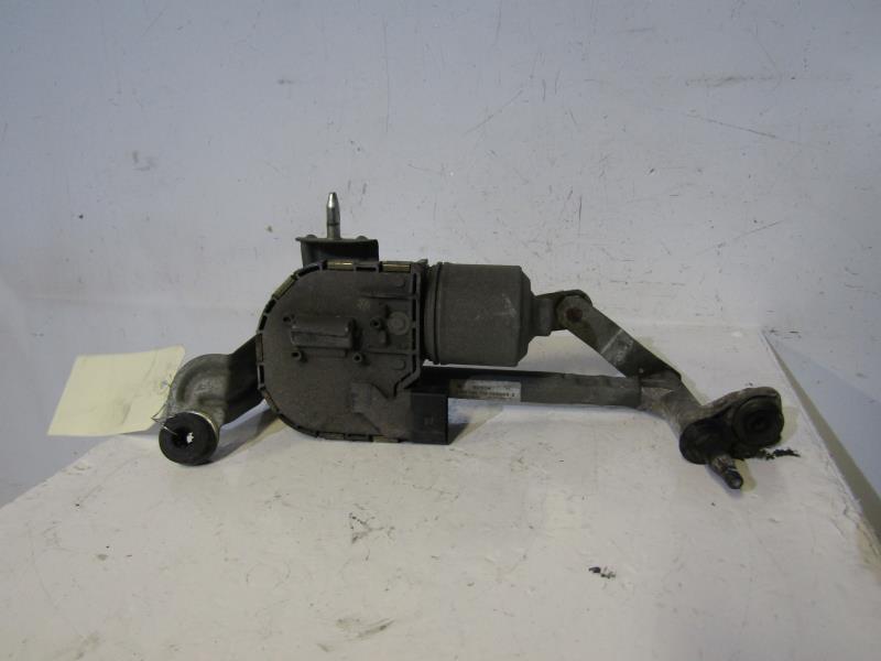 Moteur essuie glace avant gauche