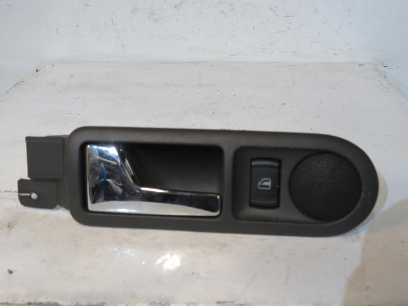 Poignee interieur arriere gauche
