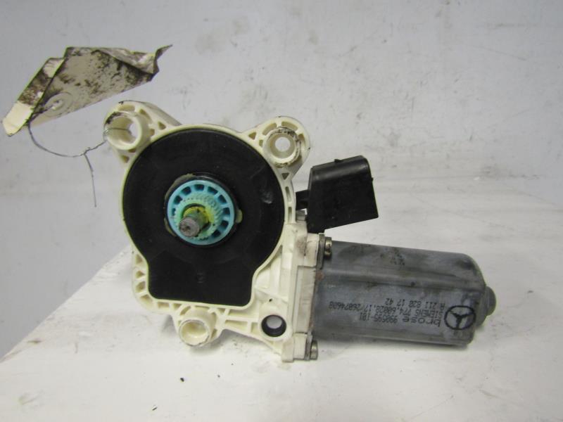 Leve vitre electrique avant droit
