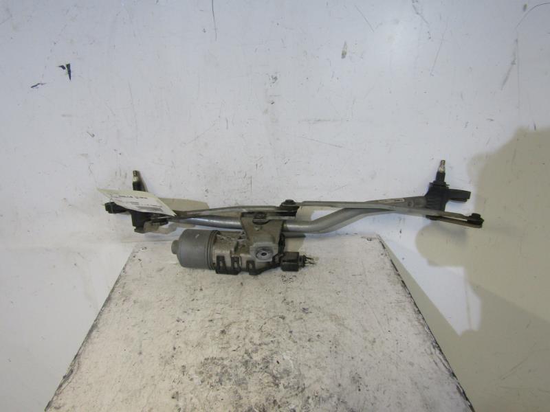 Moteur essuie glace avant