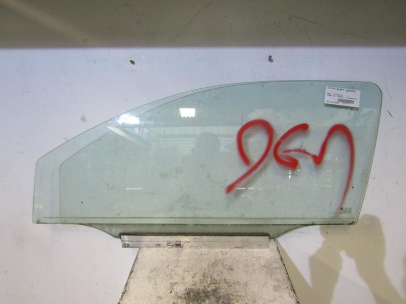 Vitre avant gauche