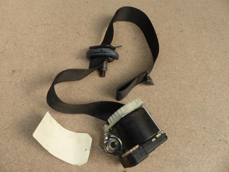 Ceinture avant gauche
