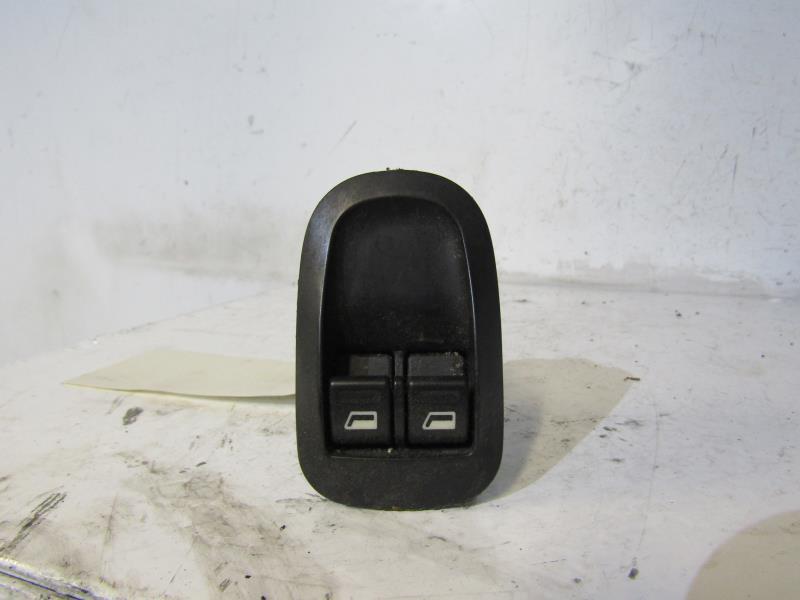 Interruptor de elevalunas