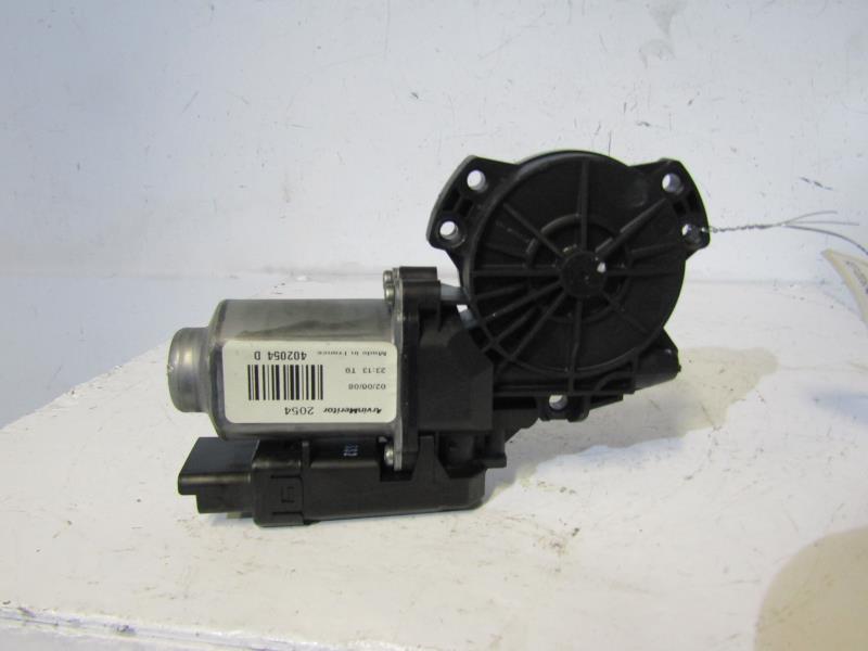 Moteur leve vitre avant droit