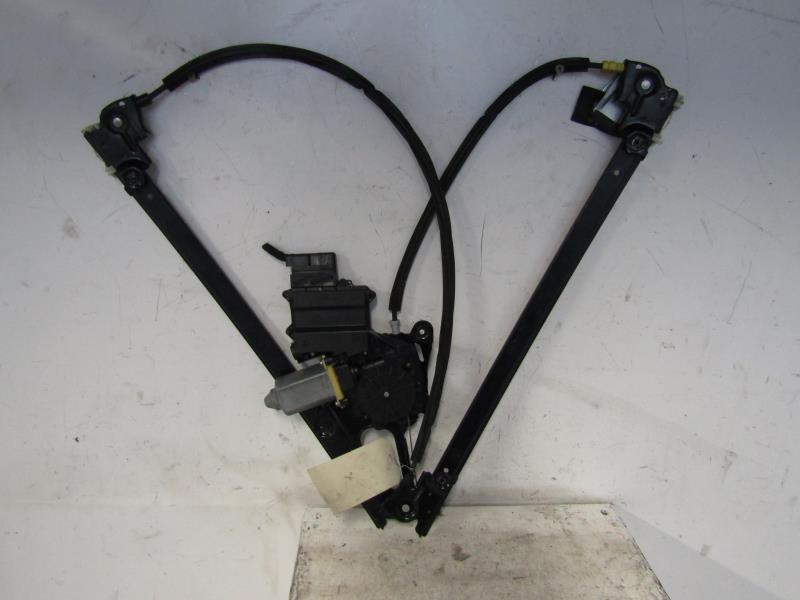 Leve vitre electrique avant gauche