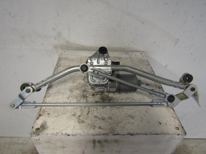 Moteur essuie glace avant
