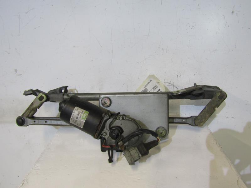 Moteur essuie glace avant