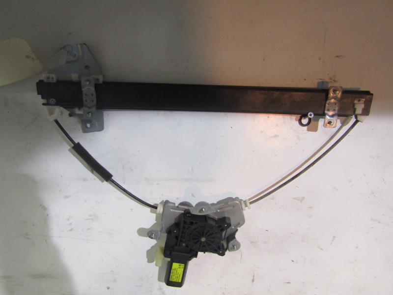 Leve vitre electrique avant droit