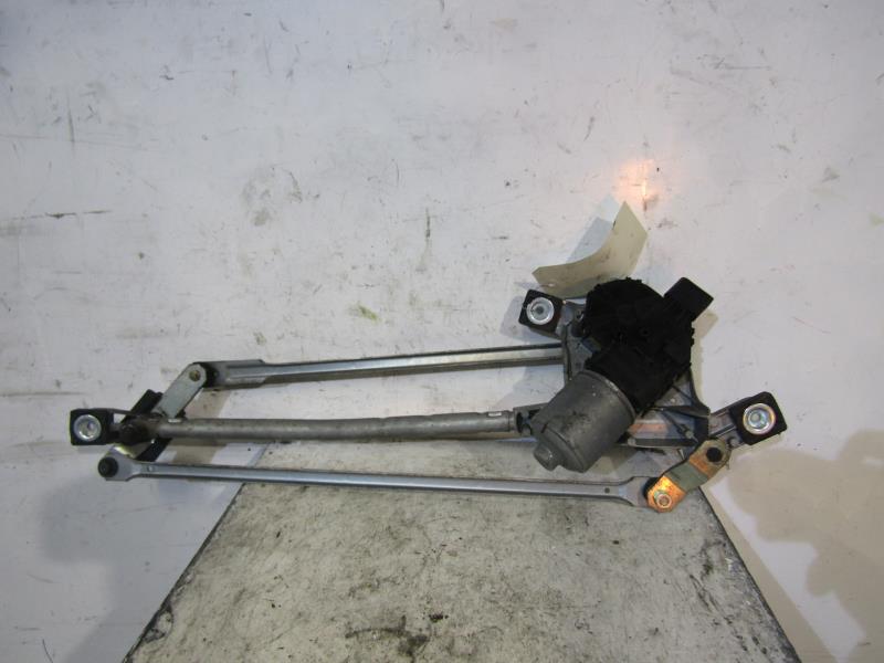 Moteur essuie glace avant