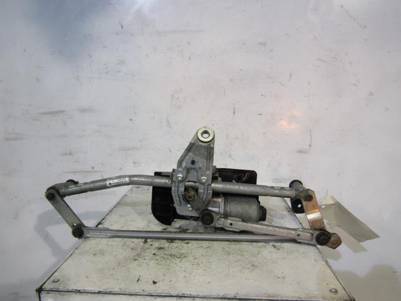 Moteur essuie glace avant