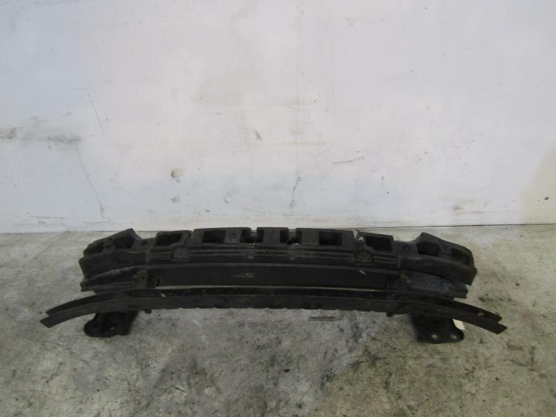 Renfort pare choc avant (traverse)