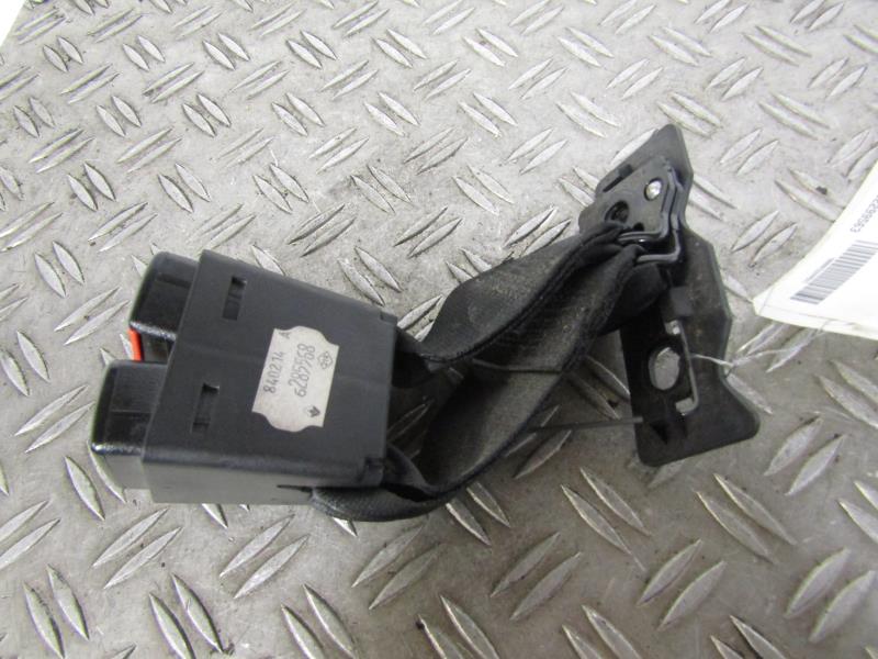 Attache ceinture arriere gauche