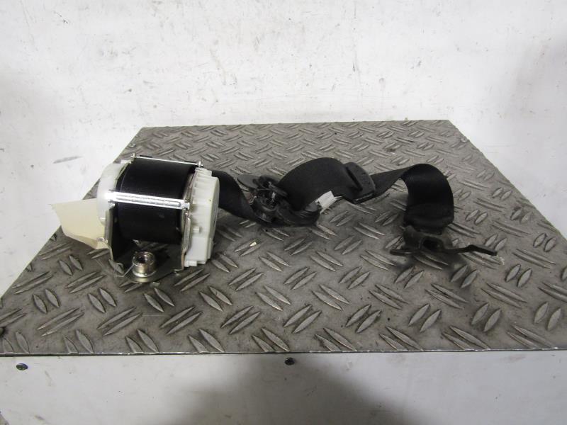 Ceinture avant gauche