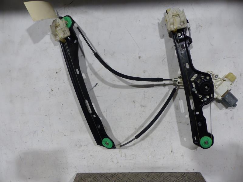 Leve vitre electrique avant droit