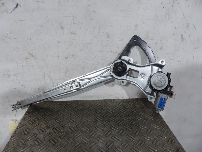 Leve vitre electrique avant droit