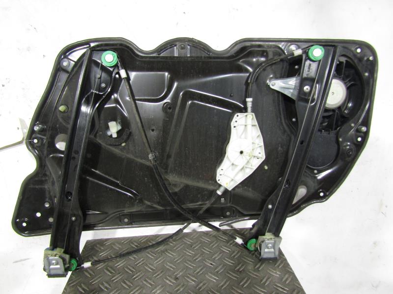 Leve vitre electrique avant gauche