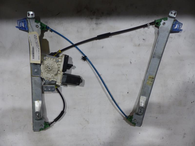 Leve vitre electrique avant droit