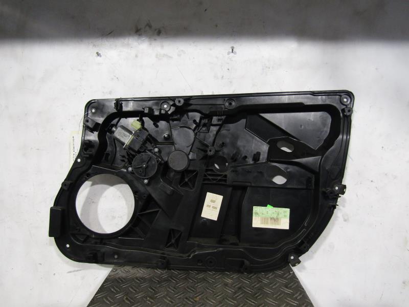 Leve vitre electrique avant droit