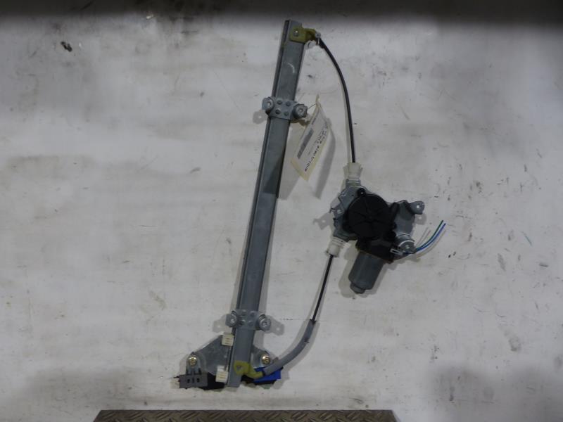 Leve vitre electrique avant droit