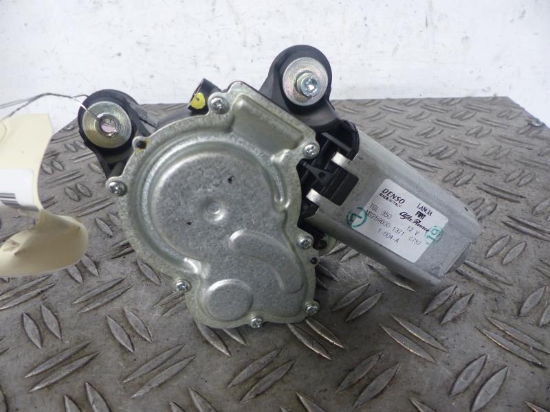 Moteur essuie glace arriere