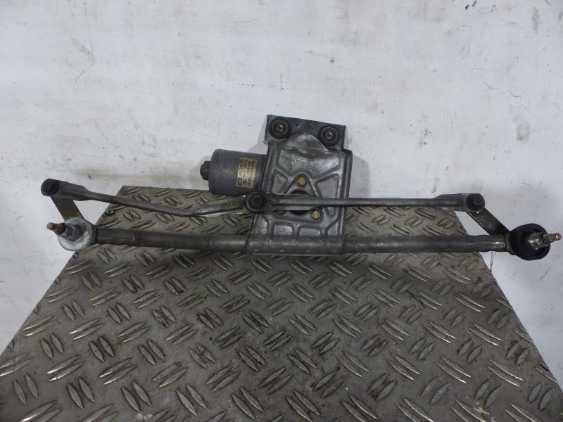 Moteur essuie glace avant