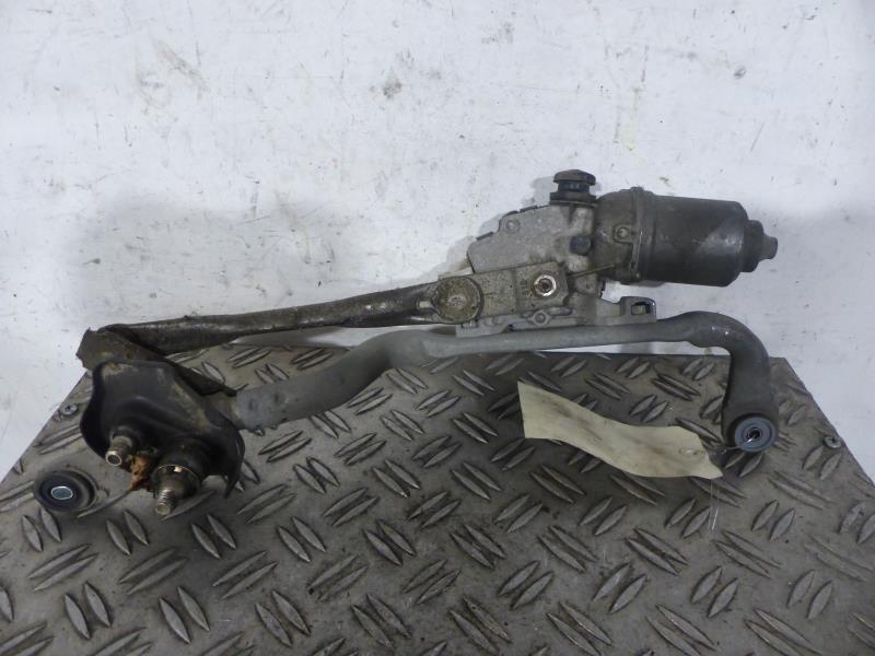 Moteur essuie glace avant